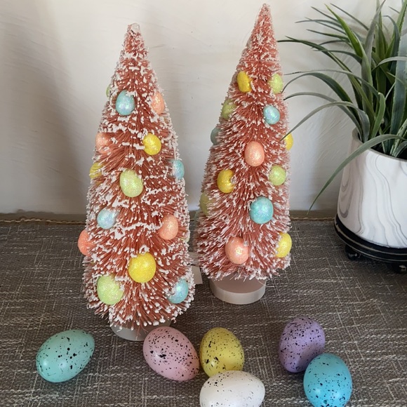 Easter Egg Bottle Brush Pink Trees - Picture 1 of 5